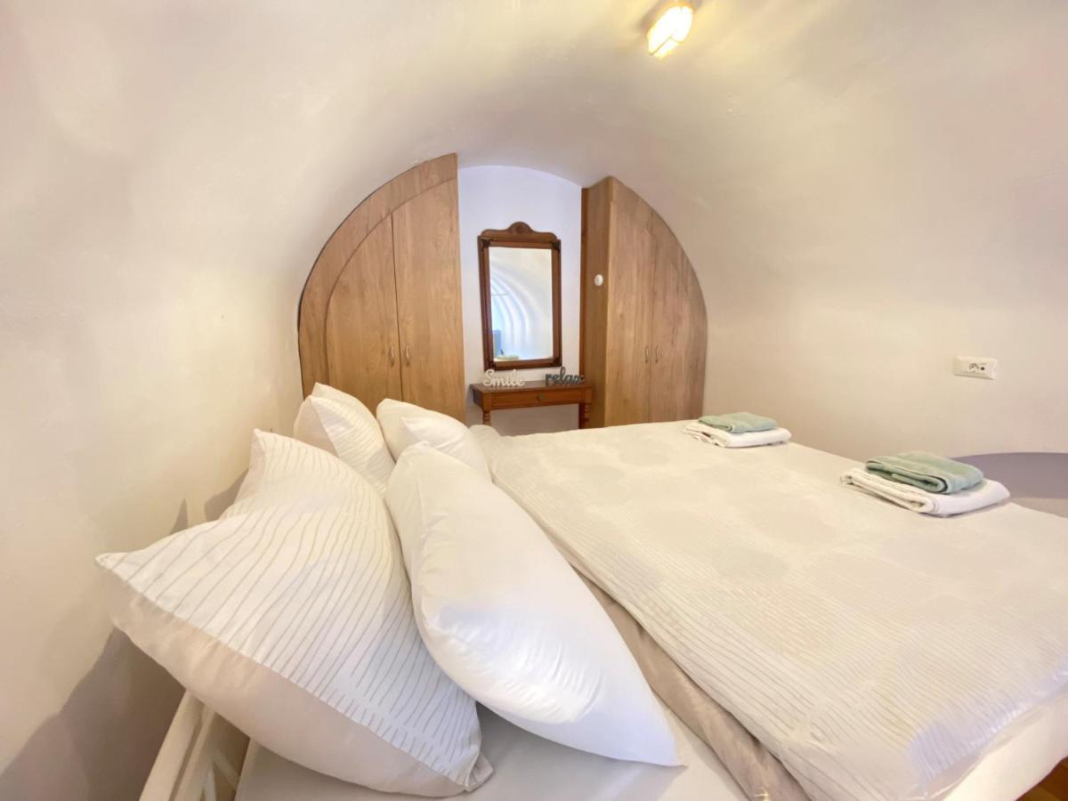 Seafront - Harbour View , Pitini 2 Apartment Symi Bagian luar foto