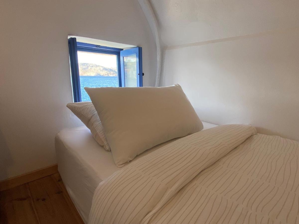 Seafront - Harbour View , Pitini 2 Apartment Symi Bagian luar foto